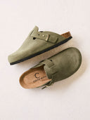 Clogs