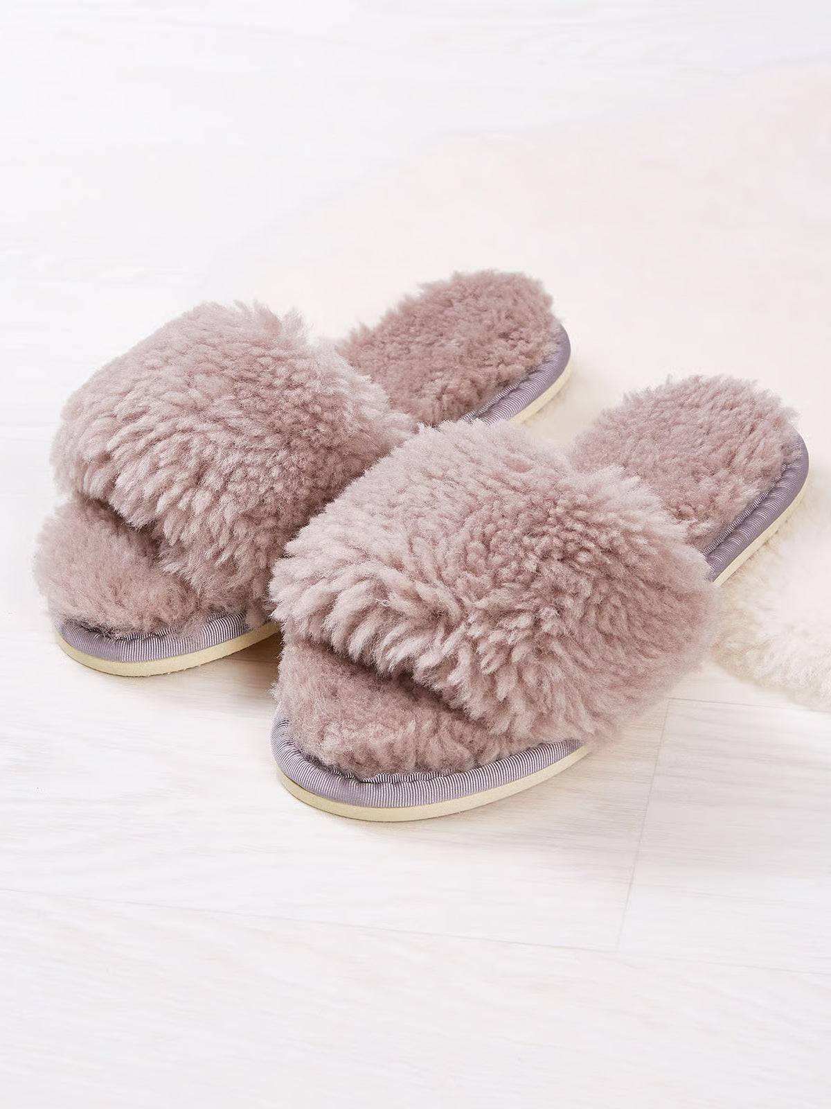 Sheepskin Slides - Dusky Pink / UK 9
