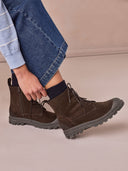 Toe Cap Lace Up Boots